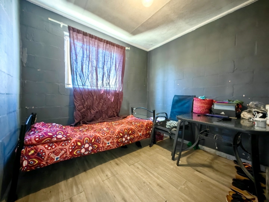 3 Bedroom Property for Sale in Roosendal Western Cape